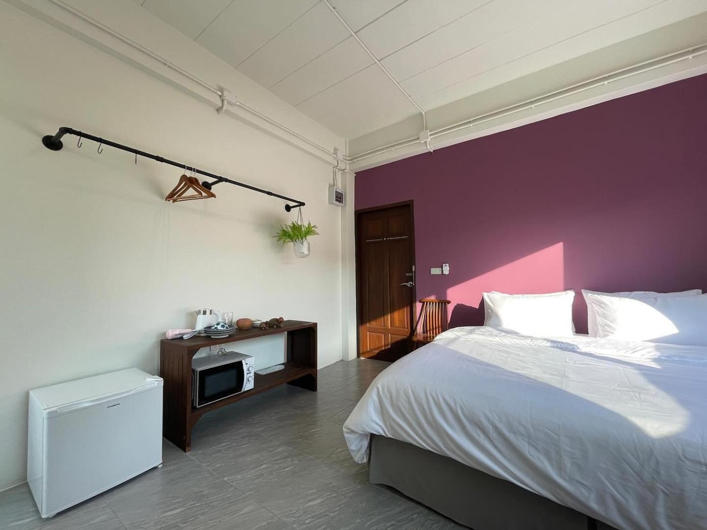 Self Check-In Apartment By Baiput Hometel Ayutthaya Bagian luar foto
