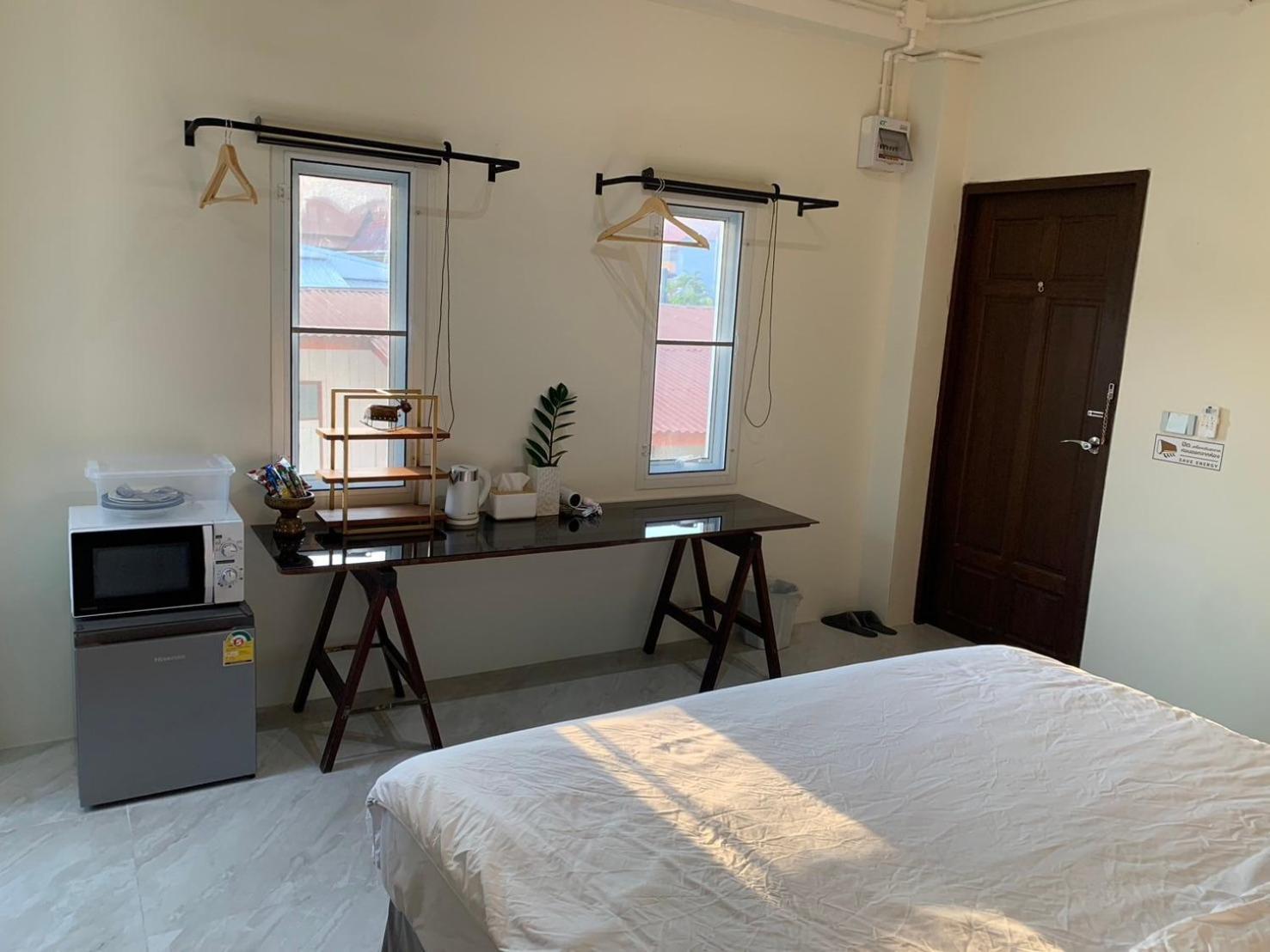 Self Check-In Apartment By Baiput Hometel Ayutthaya Bagian luar foto