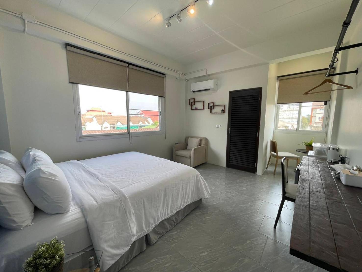 Self Check-In Apartment By Baiput Hometel Ayutthaya Bagian luar foto