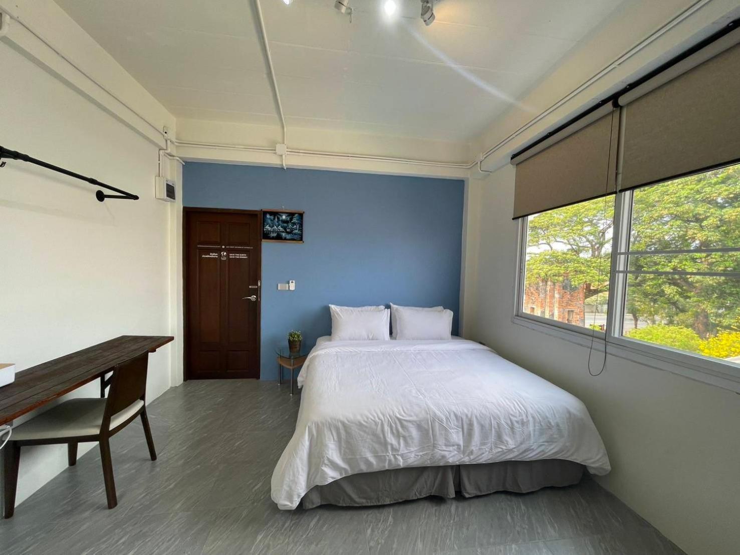 Self Check-In Apartment By Baiput Hometel Ayutthaya Bagian luar foto