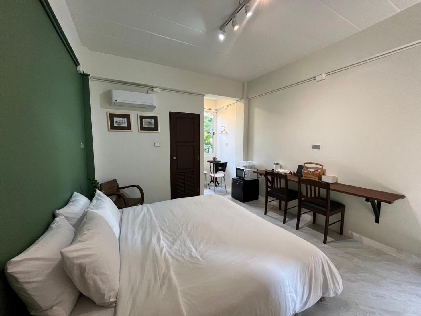 Self Check-In Apartment By Baiput Hometel Ayutthaya Bagian luar foto