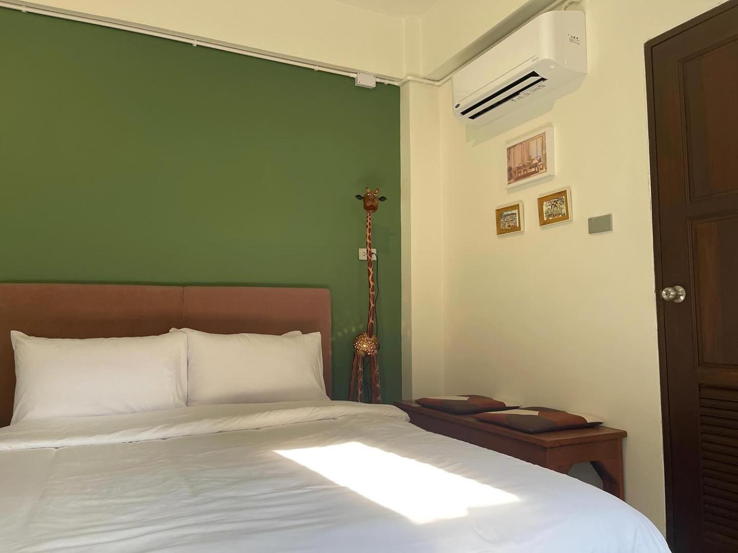 Self Check-In Apartment By Baiput Hometel Ayutthaya Bagian luar foto