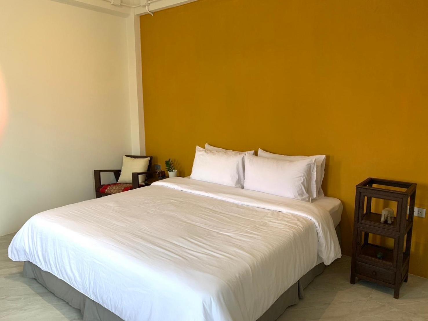 Self Check-In Apartment By Baiput Hometel Ayutthaya Bagian luar foto